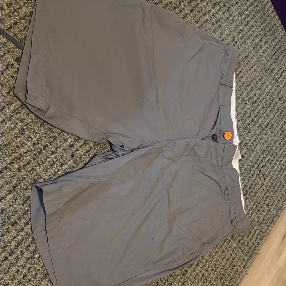 Men's divided Gray Shorts 32